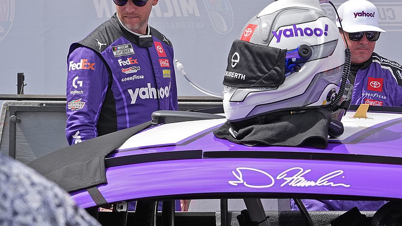 Syndication: The Daily Telegram