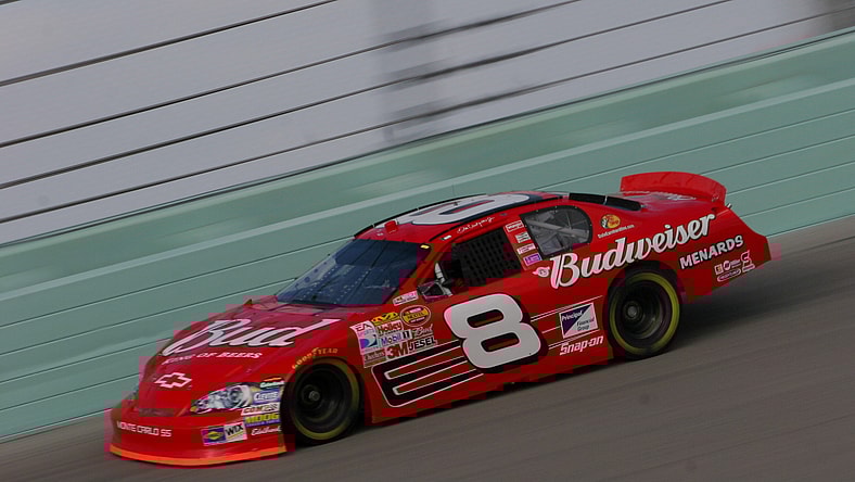 NASCAR Nextel Cup: Ford 400-Practice