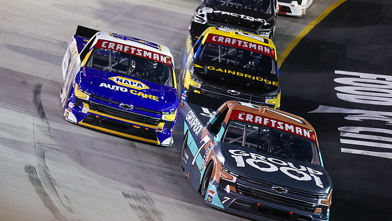 NASCAR: Truck Series - Weather Guard Truck Race