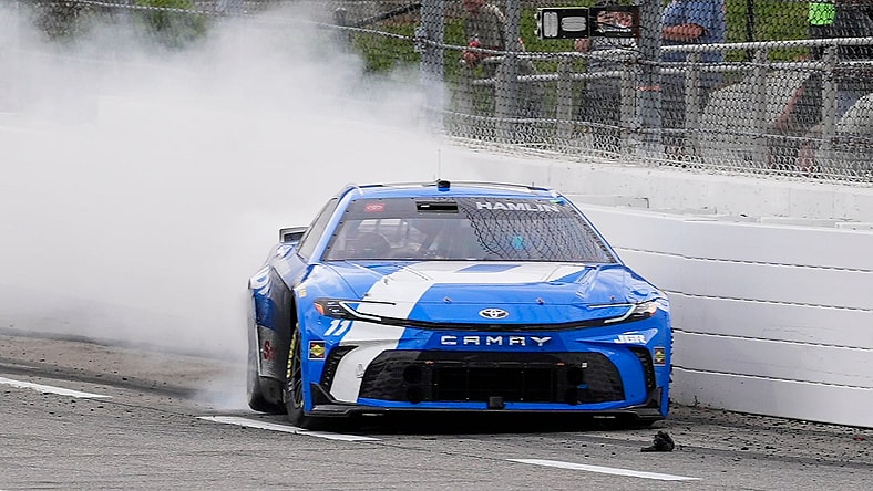 NASCAR: NASCAR Cup Series Race at Martinsville