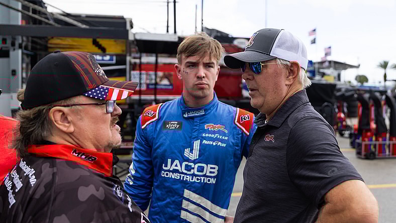 NASCAR Xfinity: United Rentals 300 Qualifying