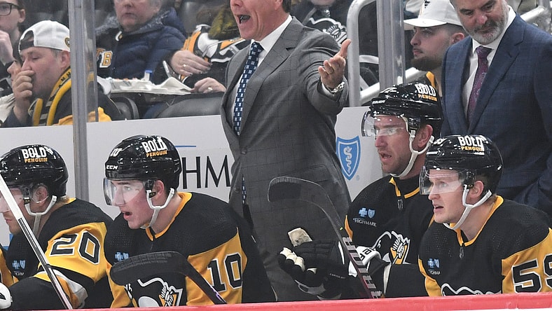 NHL: New Jersey Devils at Pittsburgh Penguins