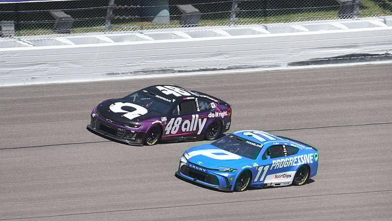 NASCAR: AdventHealth 400