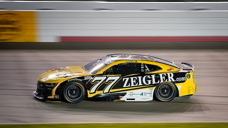 Carson Hocevar, Denny Hamlin