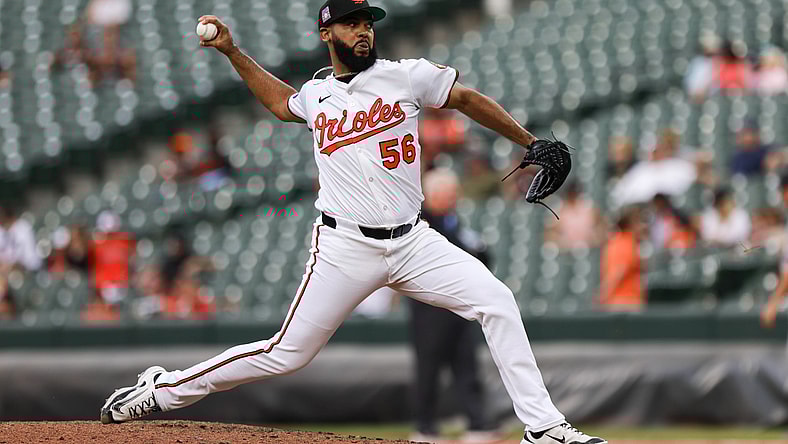 Baltimore Orioles pitcher Seranthony Dominguez