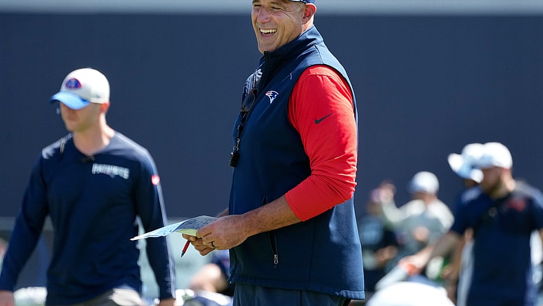 Syndication: The Providence Journal