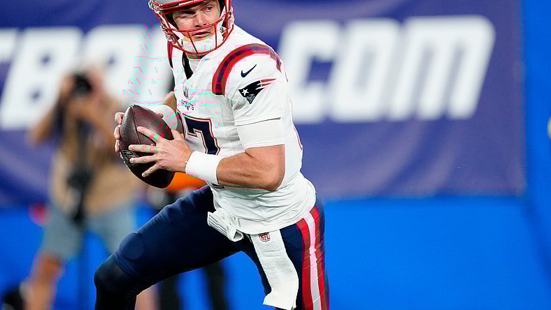 Syndication: The Providence Journal