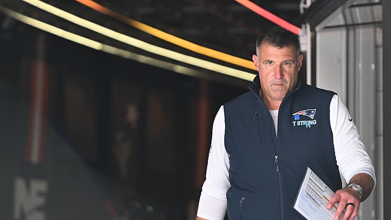 NFL: Cleveland Browns at New England Patriots