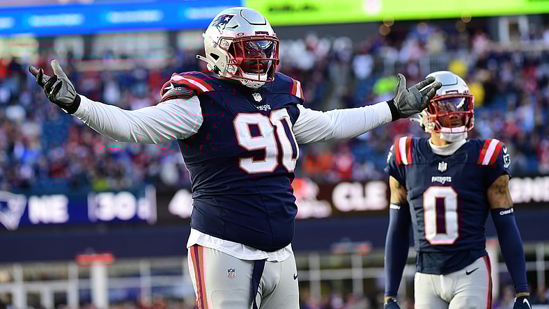 NFL: Cleveland Browns at New England Patriots