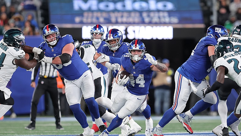 NFL: Philadelphia Eagles at New York Giants