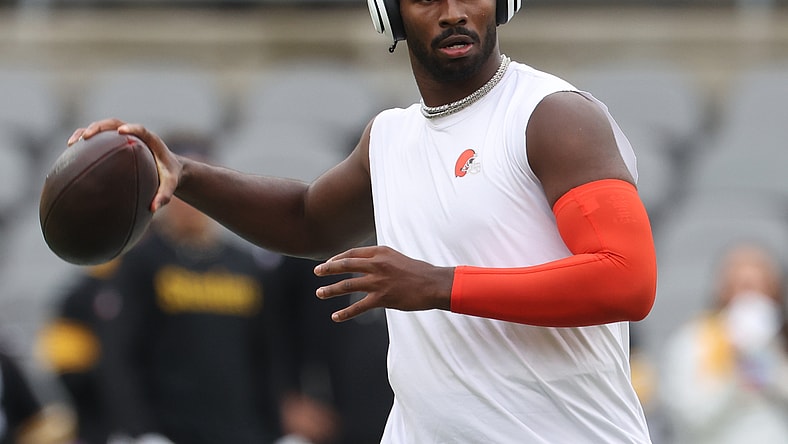 Cleveland Browns quarterback Shedeur Sanders