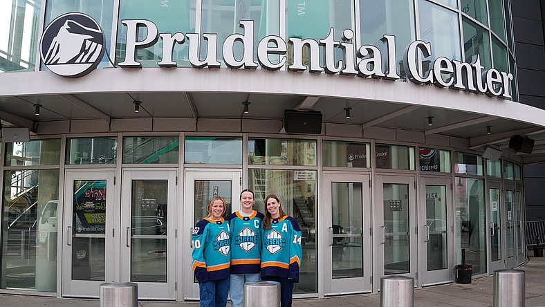 New York Sirens alternate captains Sarah Fillier and Jaime Bourbonnais with captain Micah Zandee-Hart.