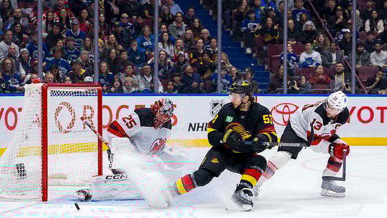 NHL: New Jersey Devils at Vancouver Canucks