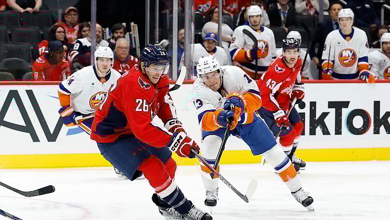 NHL: New York Islanders at Washington Capitals