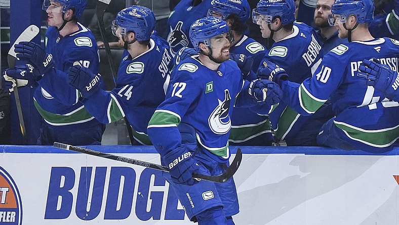 Filip Chytil scores in his Vancouver Canucks debut