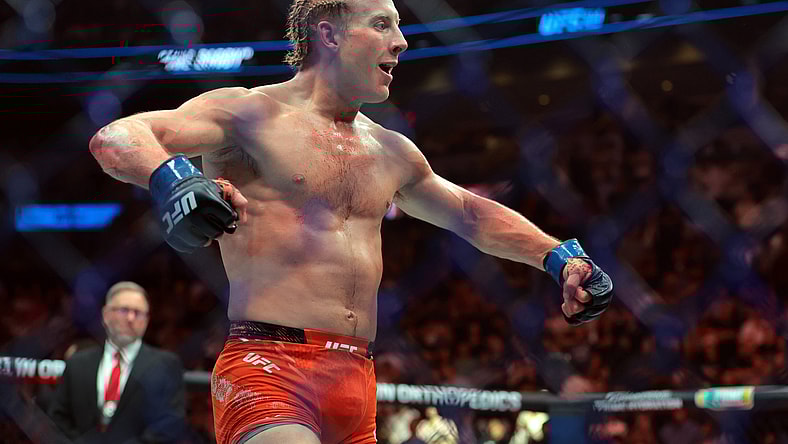 MMA: UFC 314 - Chandler vs Pimblett