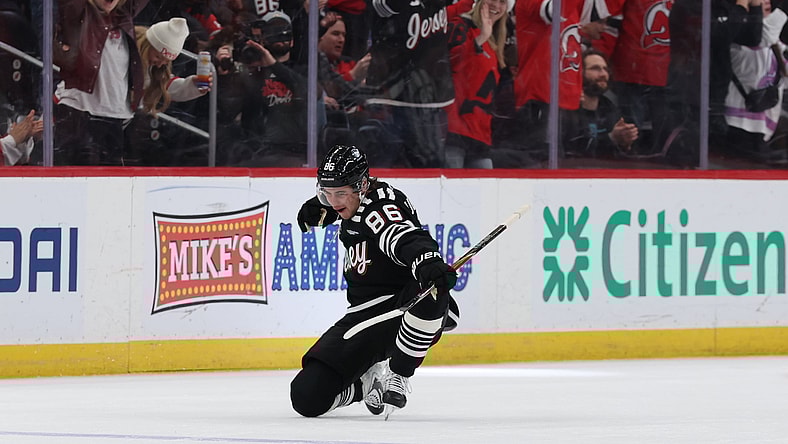 NHL: Buffalo Sabres at New Jersey Devils