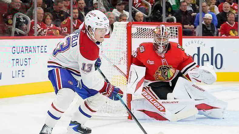 NHL: Montreal Canadiens at Chicago Blackhawks