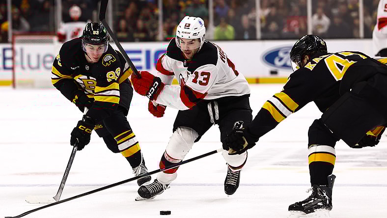 NHL: New Jersey Devils at Boston Bruins