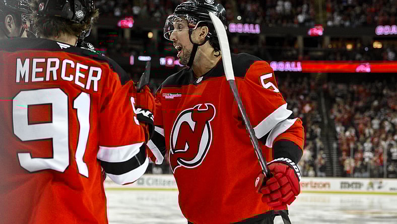 NHL: Washington Capitals at New Jersey Devils