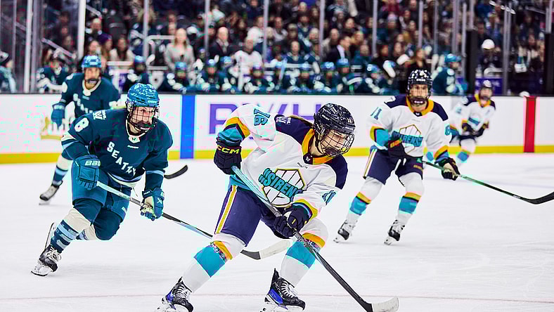 New York Sirens defender Lauren Bernard handles the puck against the Seattle Torrent.
