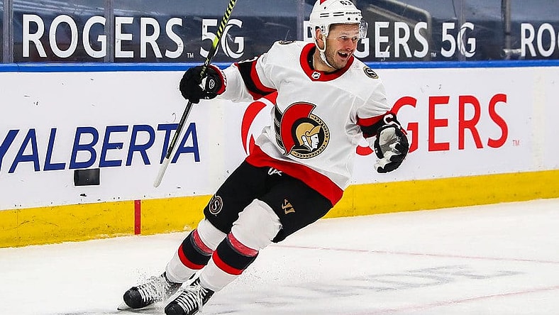 Evgenii Dadonov, Vegas Golden Knights trade,