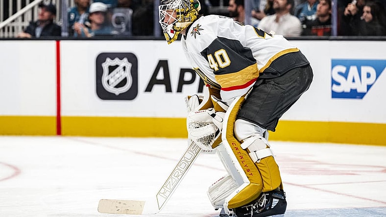 SAN JOSE, CA - OCTOBER 09: Vegas Golden Knights goaltender Akira Schmid (40) tends net during a NHL game between the Vegas Golden Knights and the San Jose Sharks on October 09, 2025 at SAP Center in San Jose, CA. (Photo by Trinity Machan/Icon Sportswire)