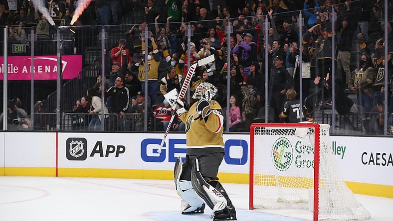 Robin Lehner Vegas Golden Knights (Photo- Vegas Golden Knights via Twitter)