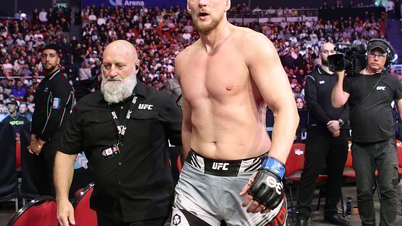 ufc heavyweight rankings