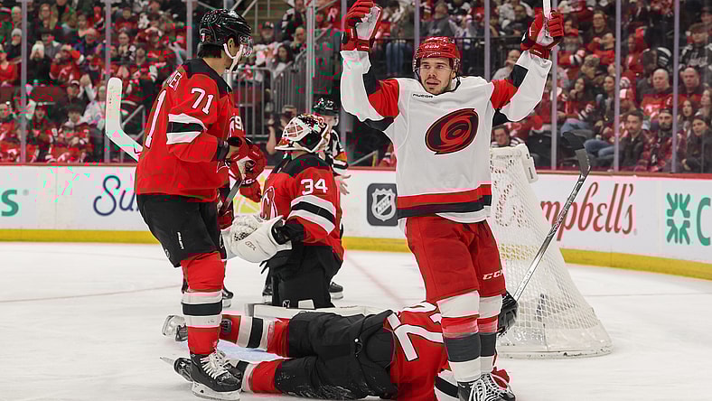 NHL: Carolina Hurricanes at New Jersey Devils