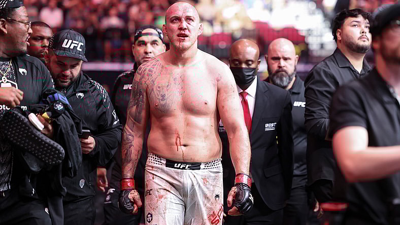 New UFC Heavyweight Rankings: Spivac Returns to Top 10 After UFC Fight ...