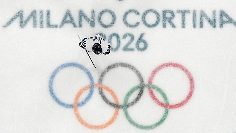 Olympics: Ice Hockey-Men Group B - SVK-FIN, team canada