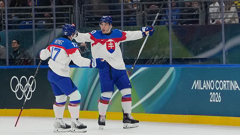 Olympics: Ice Hockey-Men Group B - SWE-SVK, juraj slafkovsky montreal canadiens