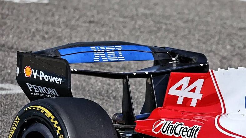 ferrari rear wing f1 testing bahrain