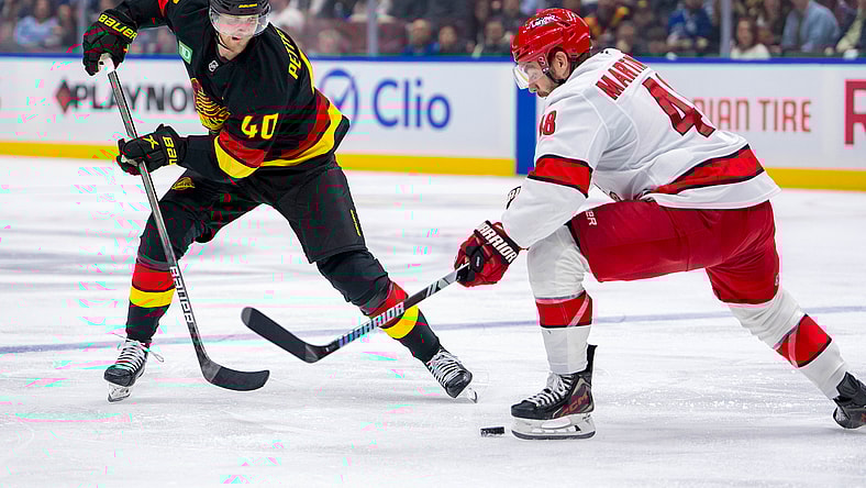 NHL: Carolina Hurricanes at Vancouver Canucks