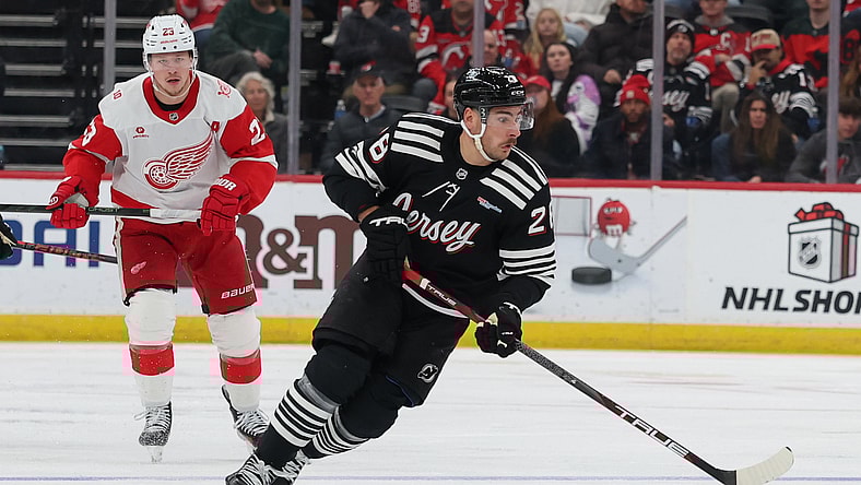 NHL: Detroit Red Wings at New Jersey Devils