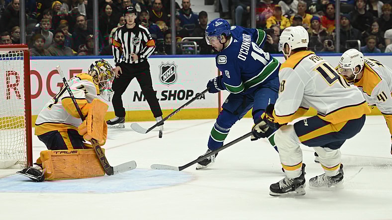 NHL: Nashville Predators at Vancouver Canucks