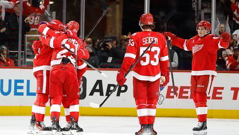 NHL: Ottawa Senators at Detroit Red Wings