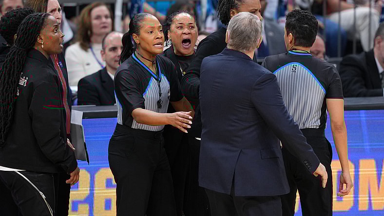NCAA Womens Basketball: Final Four National Semifinal-South Carolina at Connecticut