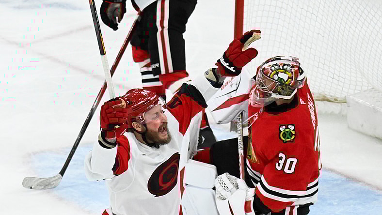 NHL: Carolina Hurricanes at Chicago Blackhawks