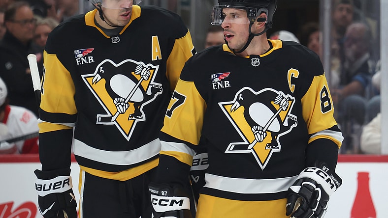 NHL: Detroit Red Wings at Pittsburgh Penguins