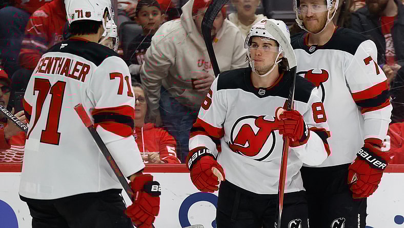 NHL: New Jersey Devils at Detroit Red Wings
