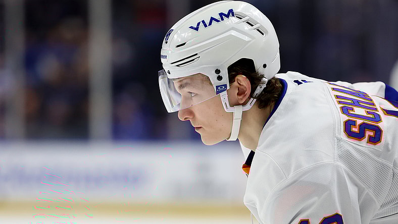 NHL: New York Islanders at Buffalo Sabres