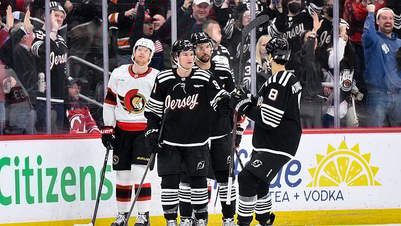 NHL: Ottawa Senators at New Jersey Devils