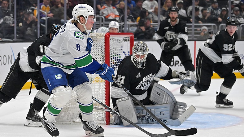 NHL: Vancouver Canucks at Los Angeles Kings