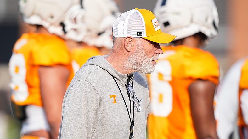 Tennessee Volunteers, Jim Knowles