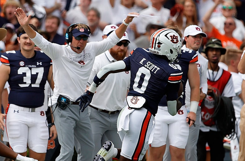 NCAA Football: Massachusetts at Auburn