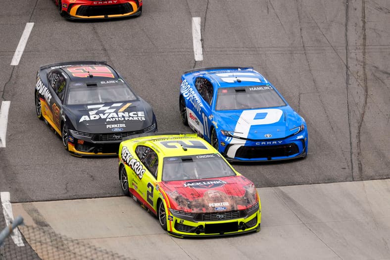 NASCAR: NASCAR Cup Series Race at Martinsville