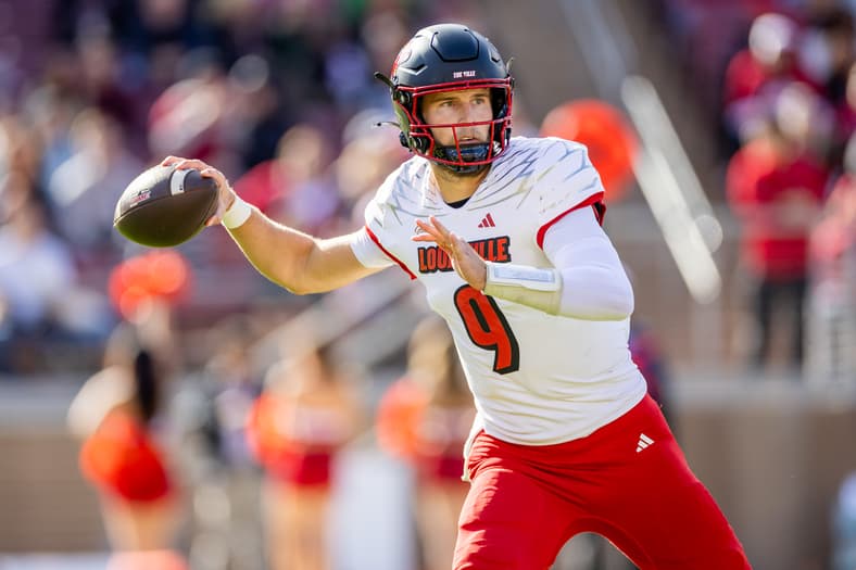 NCAA Football: Louisville at Stanford