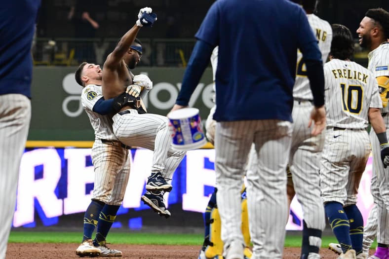 Milwaukee Brewers